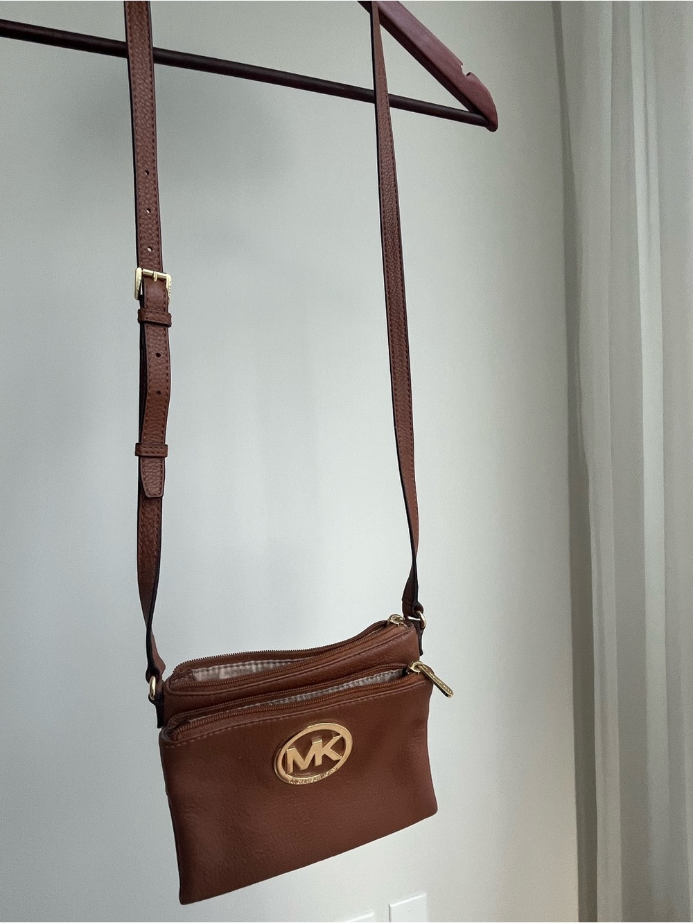 Michael Kors Brown Pebbled Leather MK Logo Crossbody - Picture 1 of 3